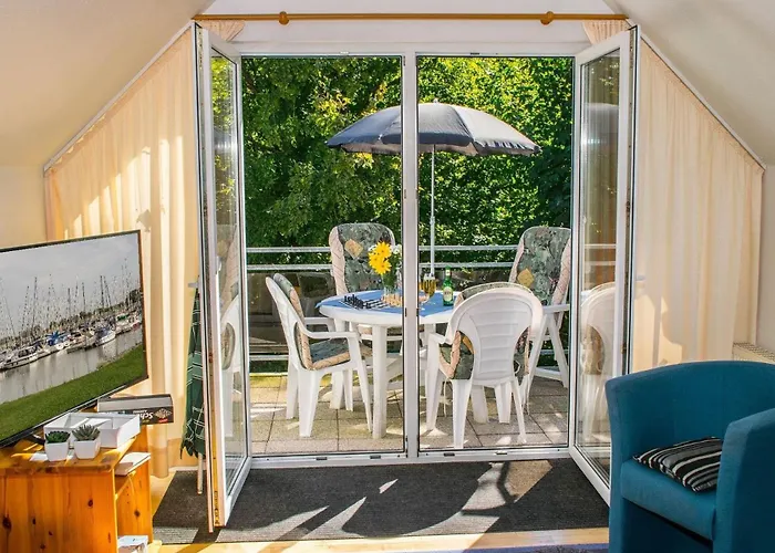 アパート Caro カロリーネンジール